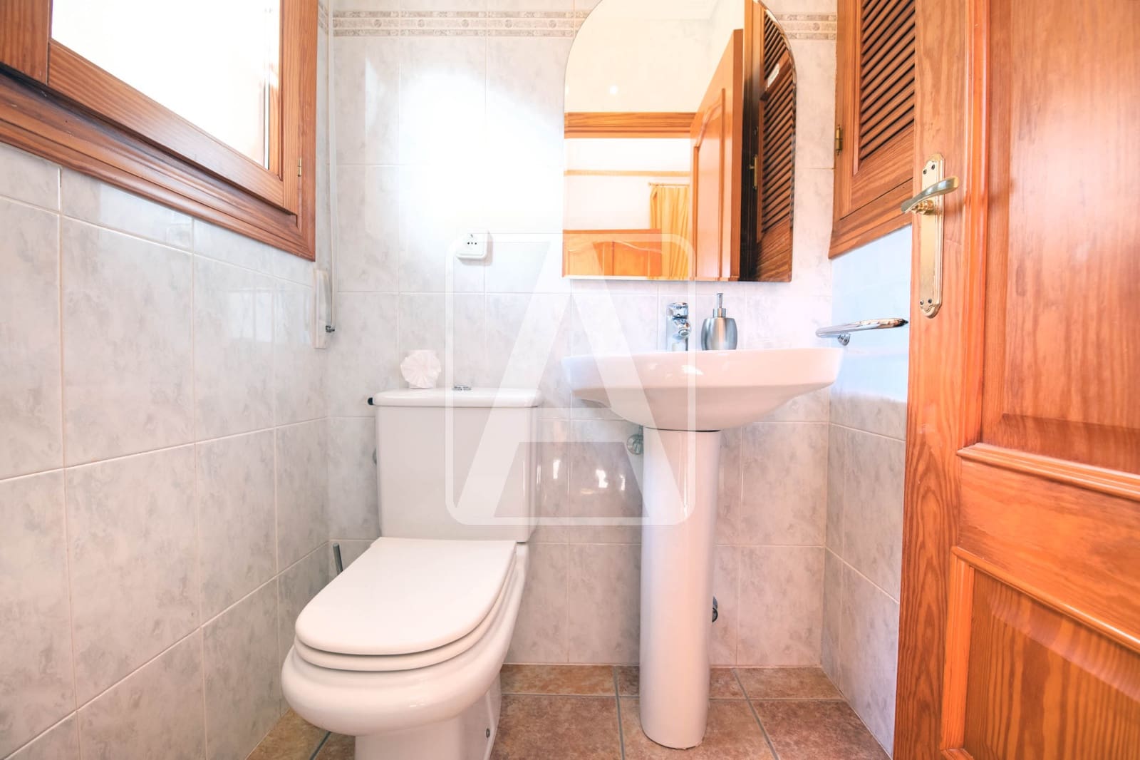 5 bedroom Villa for sale in Calpe / Calp with pool garage - € 1,165,000 (Ref: 6824584)