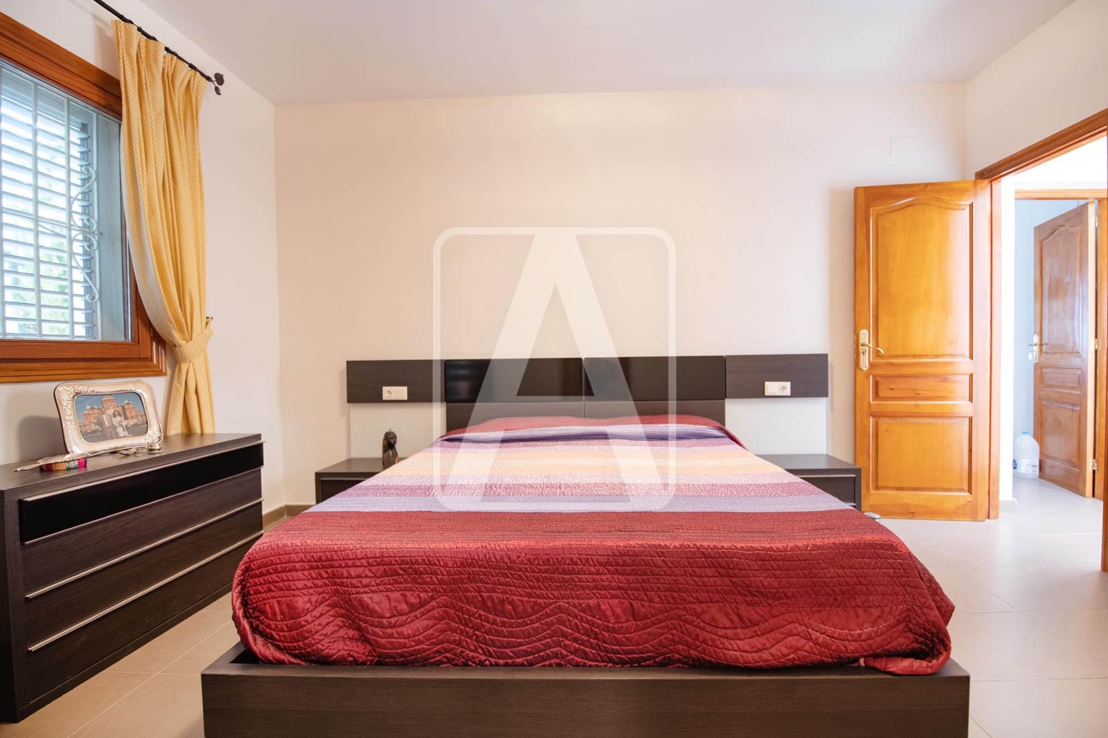 5 bedroom Villa for sale in Calpe / Calp with pool garage - € 1,165,000 (Ref: 6824584)