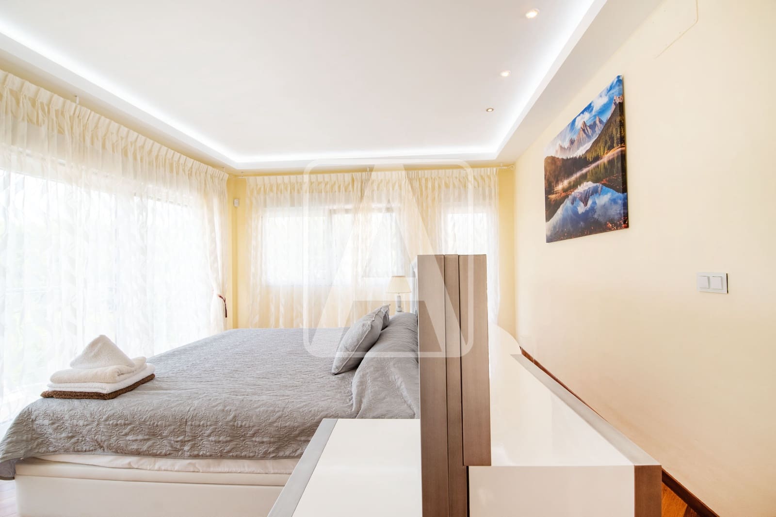 7 bedroom Villa for sale in Altea with pool garage - € 1,950,000 (Ref: 6981773)