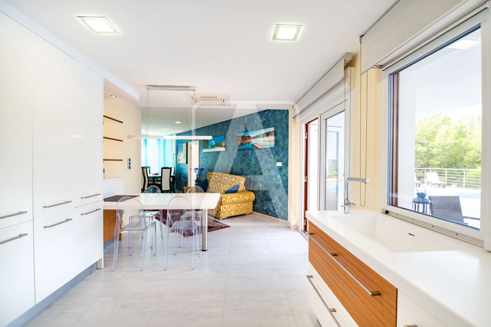 7 bedroom Villa for sale in Altea with pool garage - € 1,950,000 (Ref: 6981773)