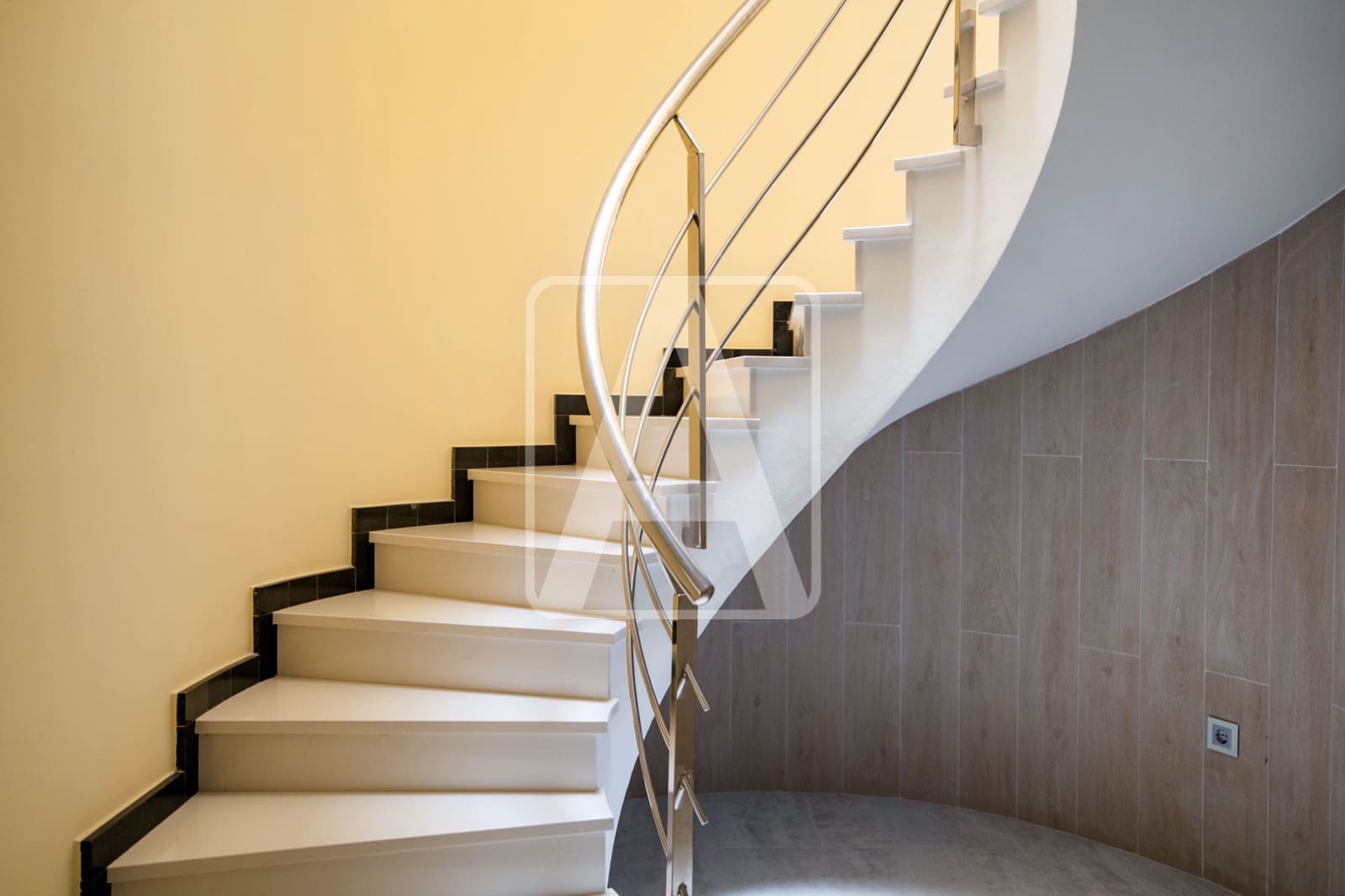 7 bedroom Villa for sale in Altea with pool garage - € 1,950,000 (Ref: 6981773)