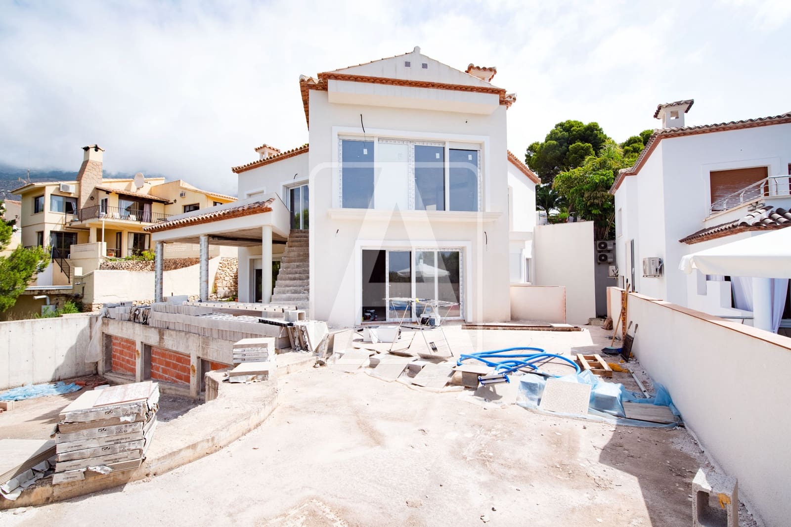 7 bedroom Villa for sale in Altea with pool garage - € 1,950,000 (Ref: 6981773)