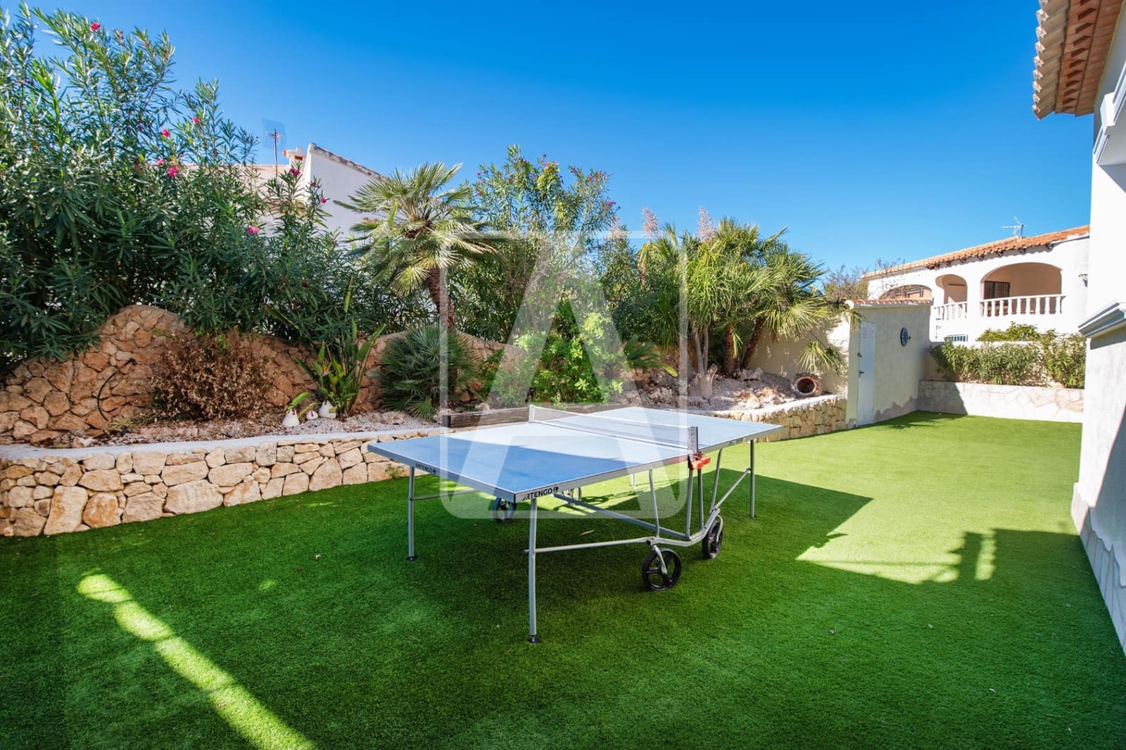 3 bedroom Villa for sale in Calpe / Calp with pool garage - € 725,000 (Ref: 6992540)