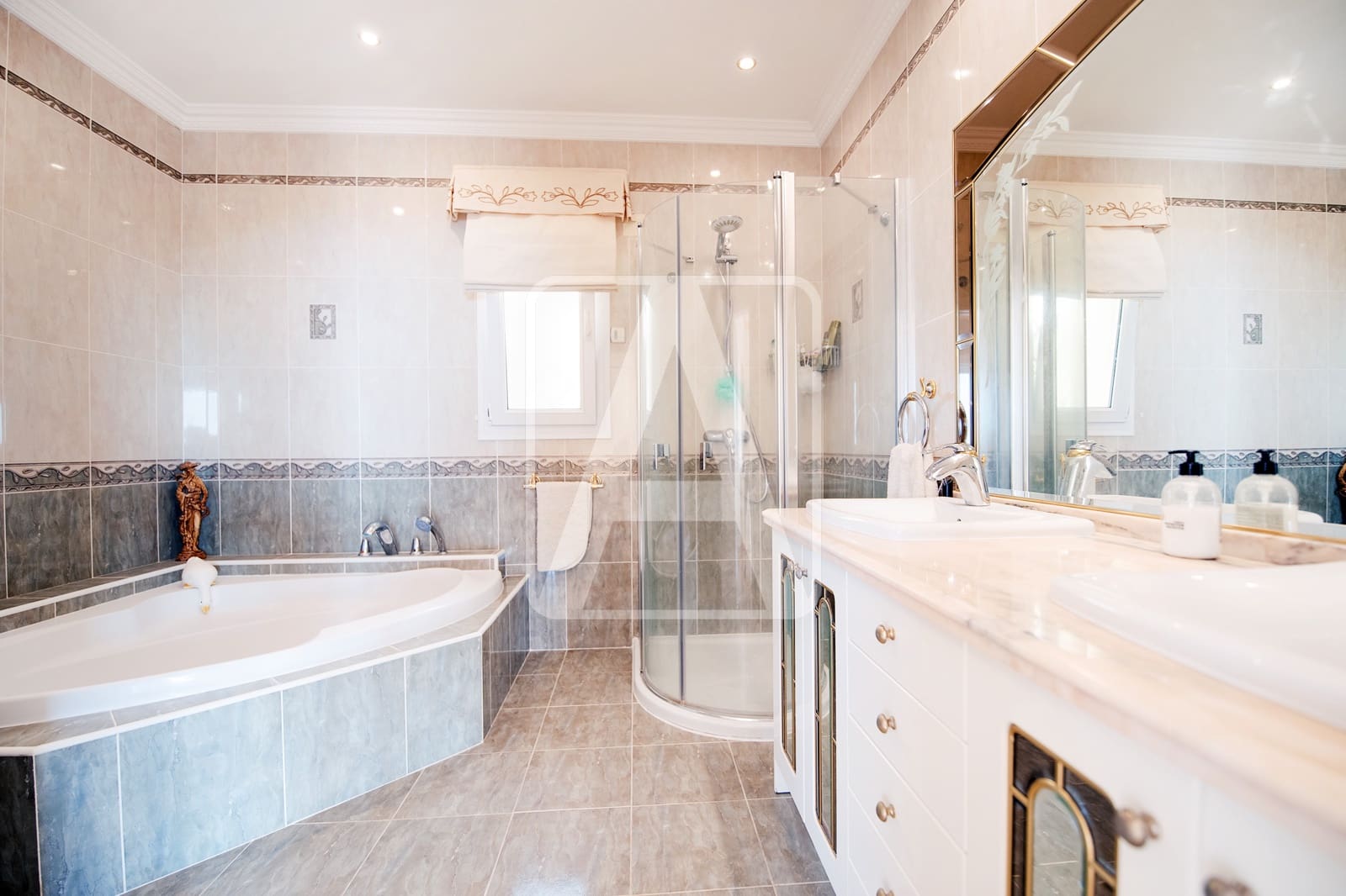 4 soverom Villa til salgs i Moraira med garasje - € 1 450 000 (Ref: 7038832)