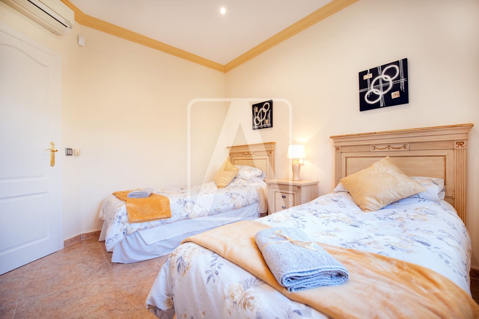 4 soverom Villa til salgs i Moraira med garasje - € 1 450 000 (Ref: 7038832)