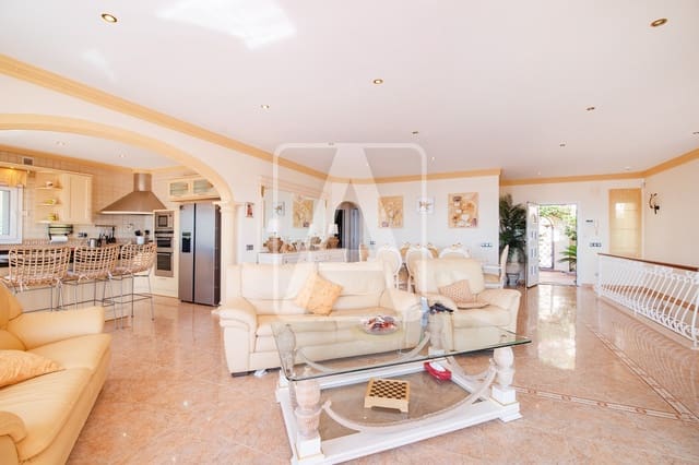 4 soverom Villa til salgs i Moraira, Teulada-Moraira med garasje - € 1 450 000 (Ref: 7038832)
