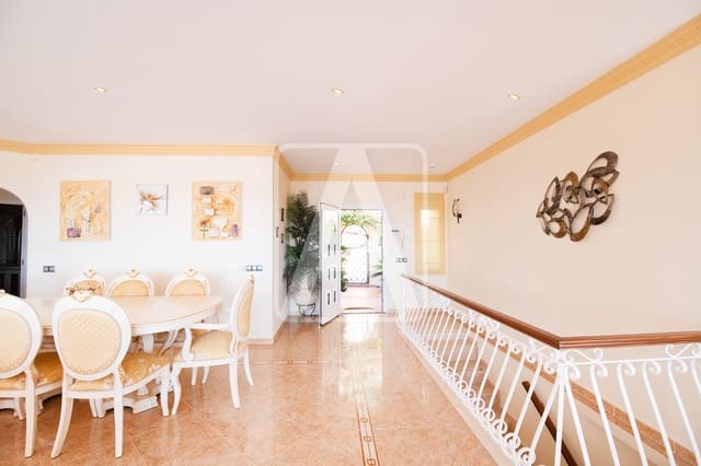 4 soverom Villa til salgs i Moraira, Teulada-Moraira med garasje - € 1 450 000 (Ref: 7038832)