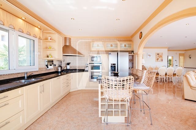 4 soverom Villa til salgs i Moraira, Teulada-Moraira med garasje - € 1 450 000 (Ref: 7038832)