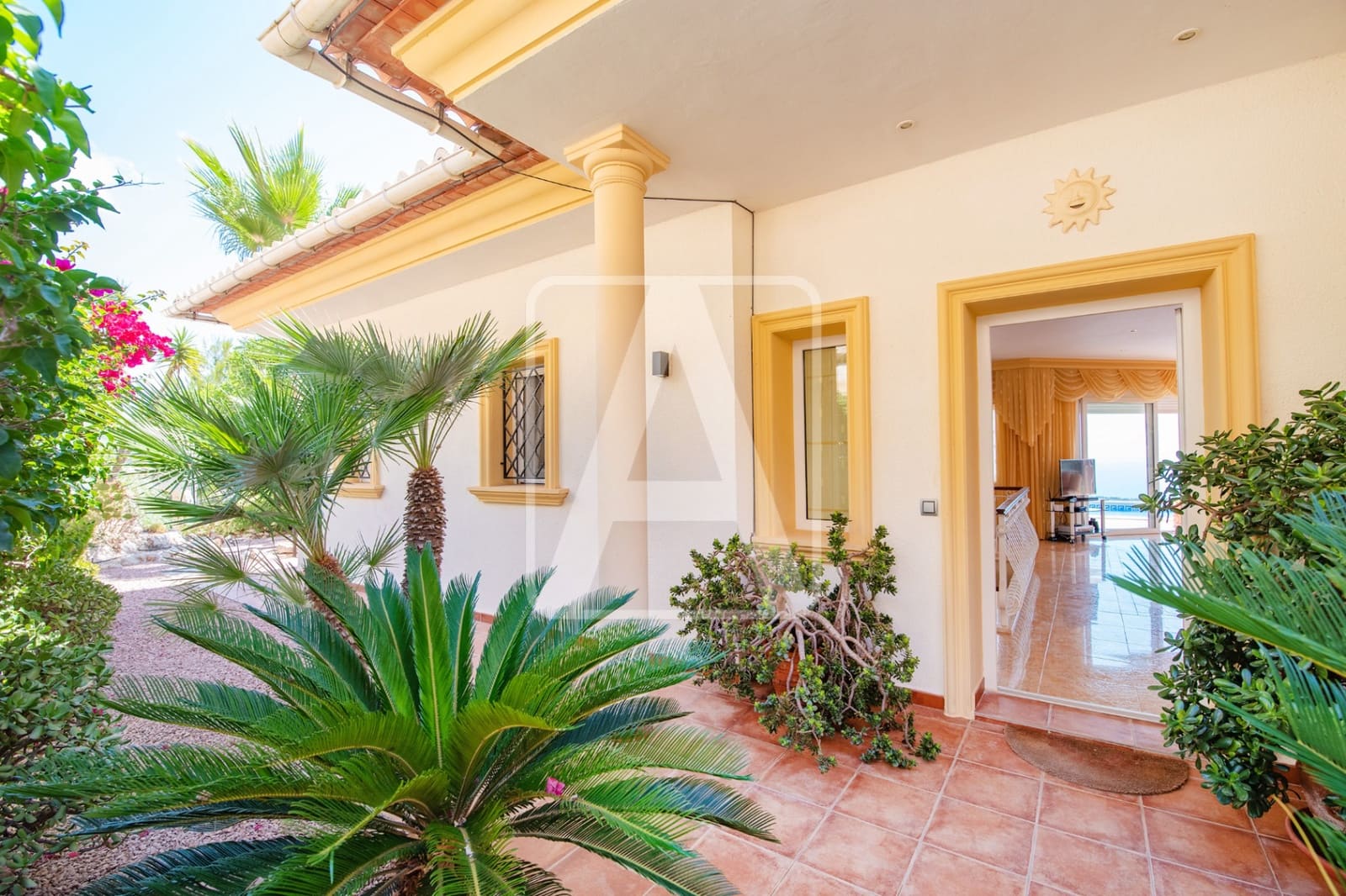 4 soverom Villa til salgs i Moraira med garasje - € 1 450 000 (Ref: 7038832)