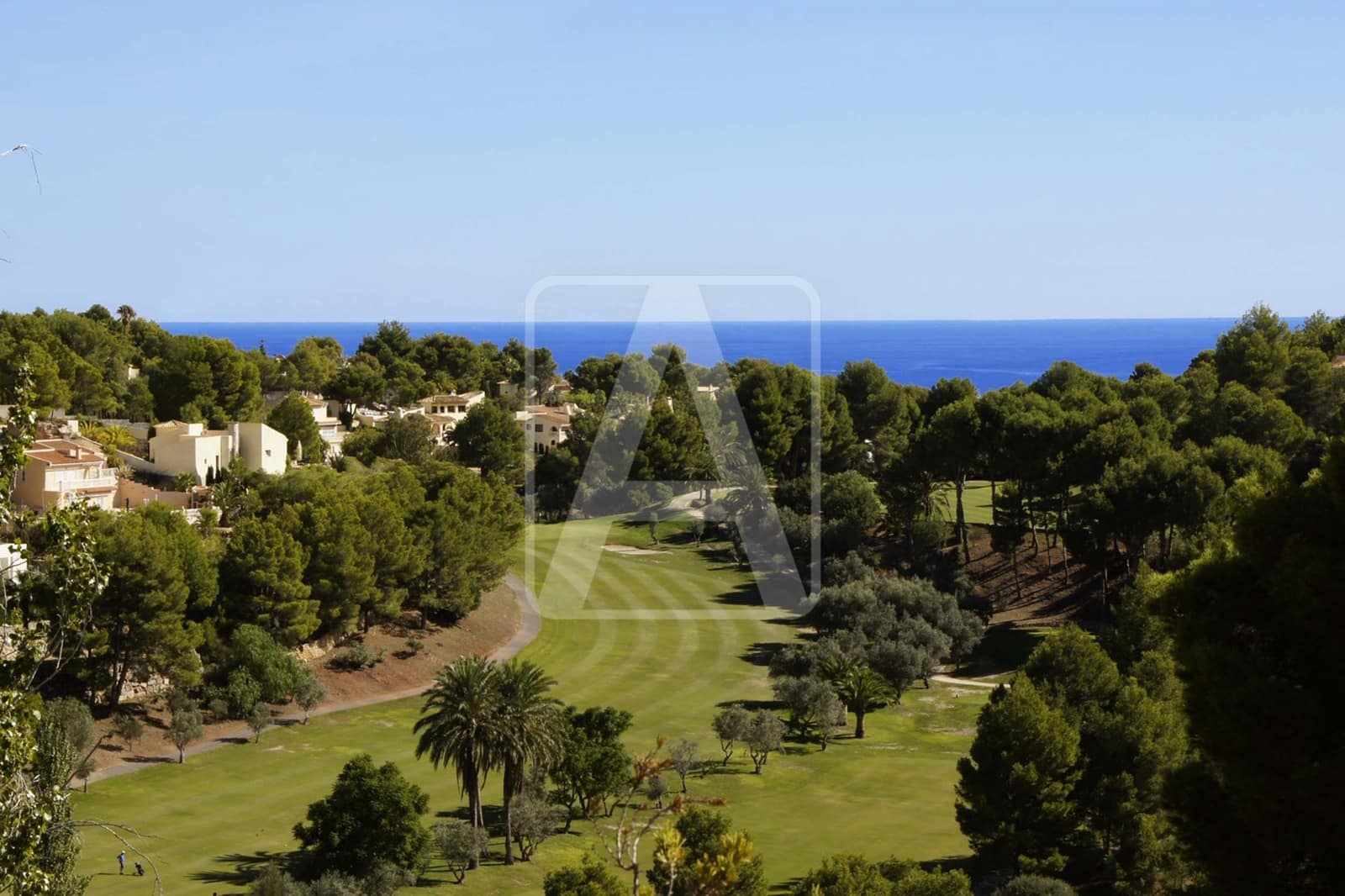 3 bedroom Villa for sale in Altea with pool garage - € 1,450,000 (Ref: 7088724)