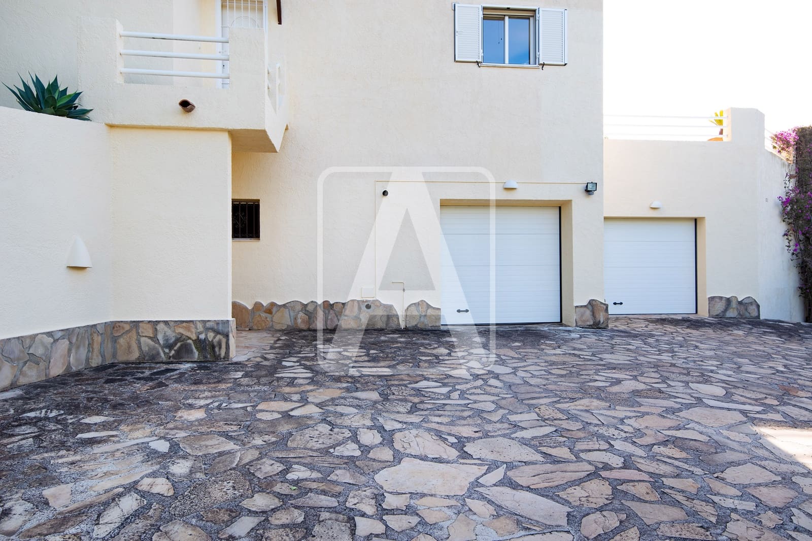 3 sovrum Villa till salu i Calpe / Calp med garage - 849 000 € (Ref: 7329126)