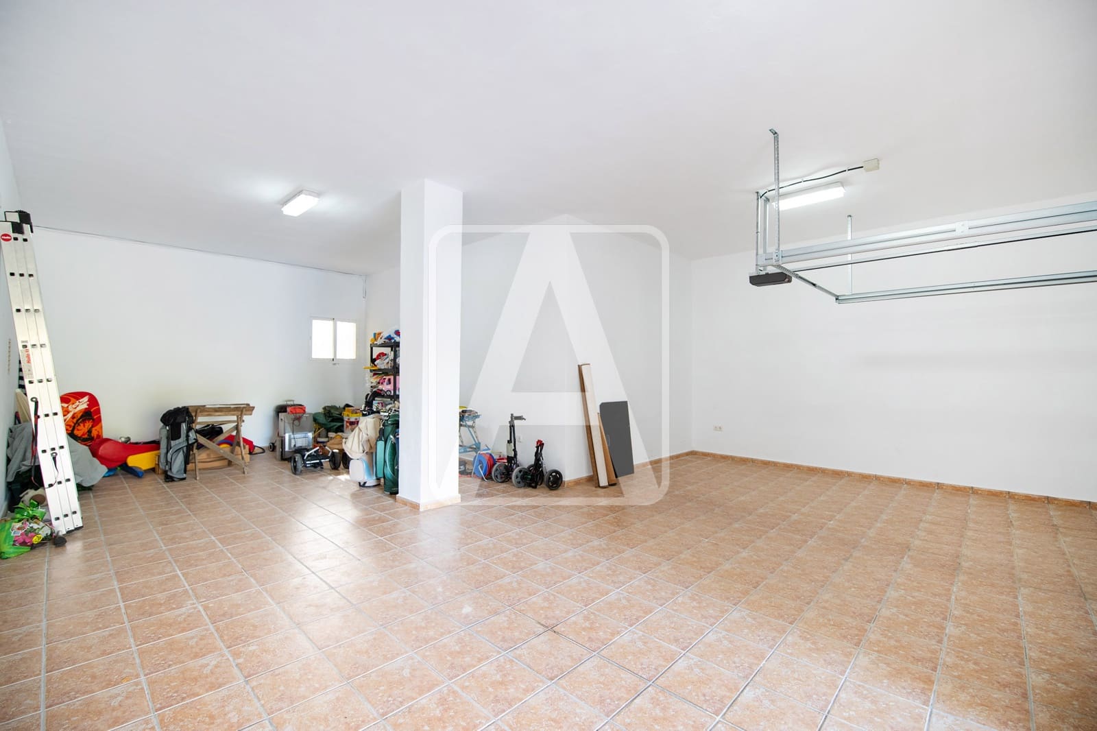 3 sovrum Villa till salu i Calpe / Calp med garage - 849 000 € (Ref: 7329126)