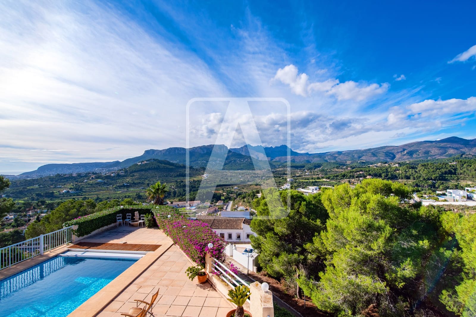 3 sovrum Villa till salu i Calpe / Calp med garage - 849 000 € (Ref: 7329126)