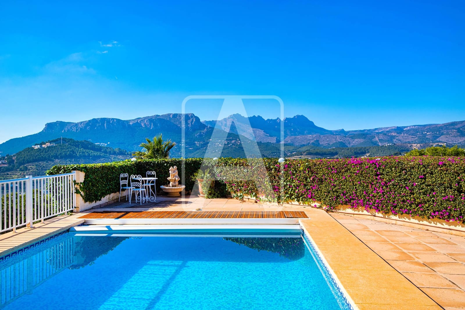 3 sovrum Villa till salu i Calpe / Calp med garage - 849 000 € (Ref: 7329126)