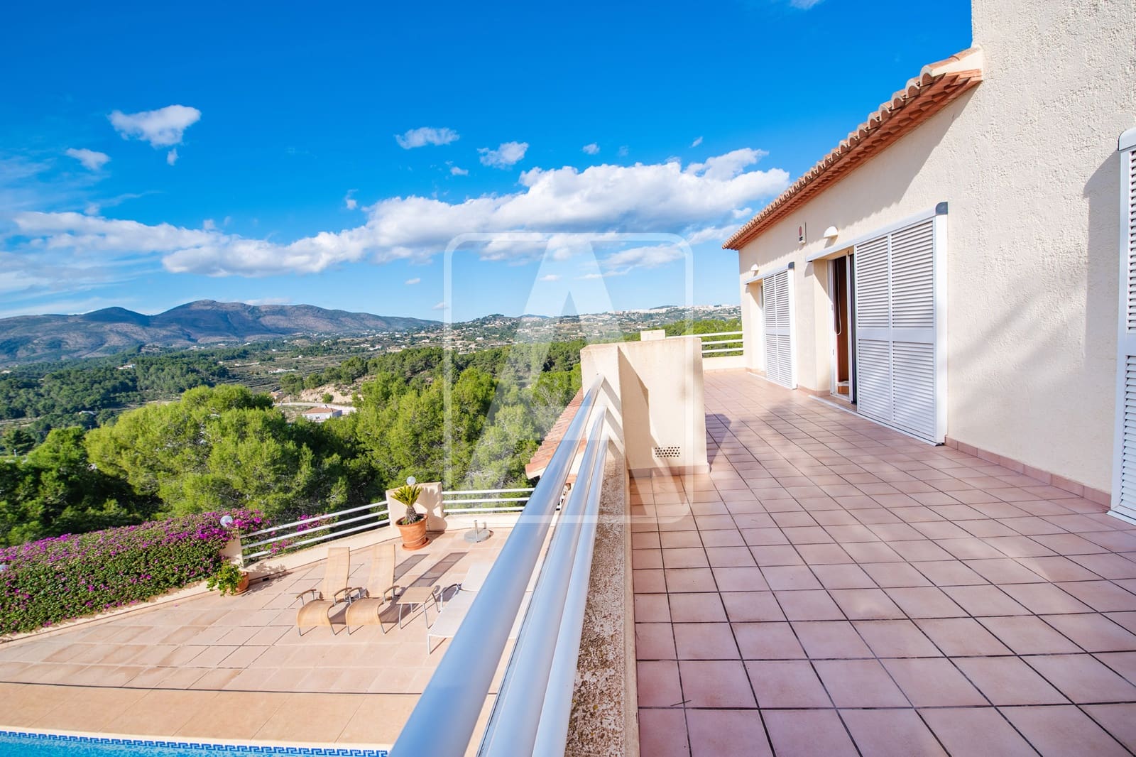 3 sovrum Villa till salu i Calpe / Calp med garage - 849 000 € (Ref: 7329126)