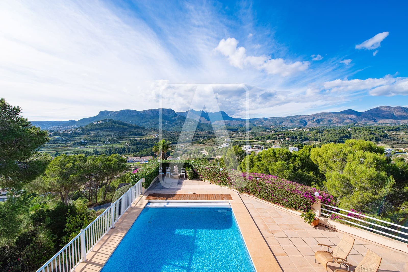 3 sovrum Villa till salu i Calpe / Calp med garage - 849 000 € (Ref: 7329126)