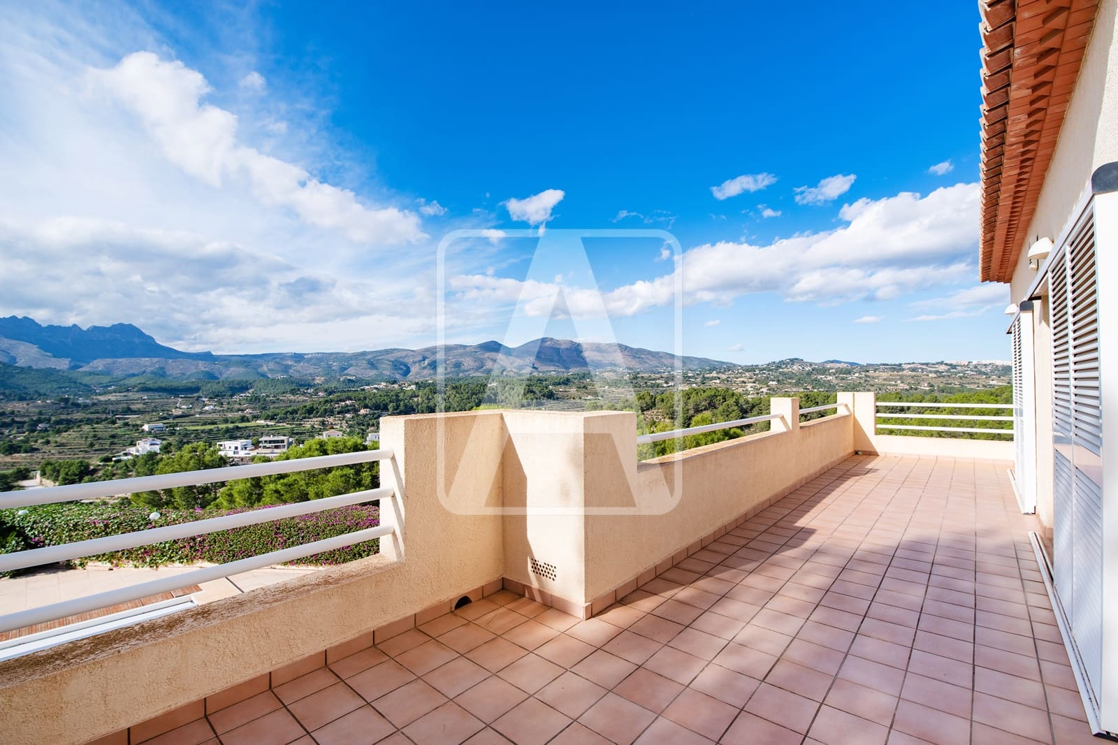 3 sovrum Villa till salu i Calpe / Calp med garage - 849 000 € (Ref: 7329126)