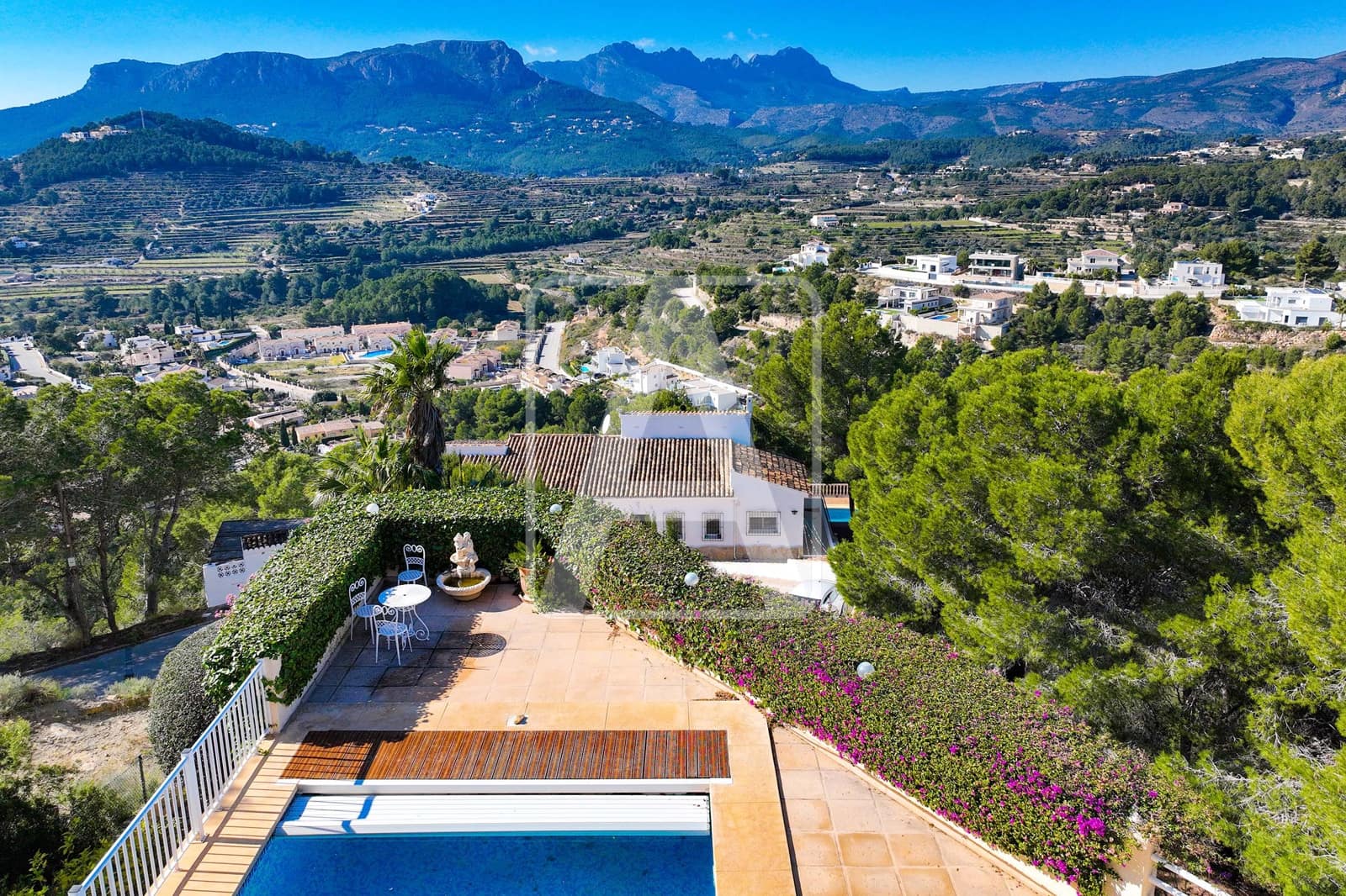 3 sovrum Villa till salu i Calpe / Calp med garage - 849 000 € (Ref: 7329126)
