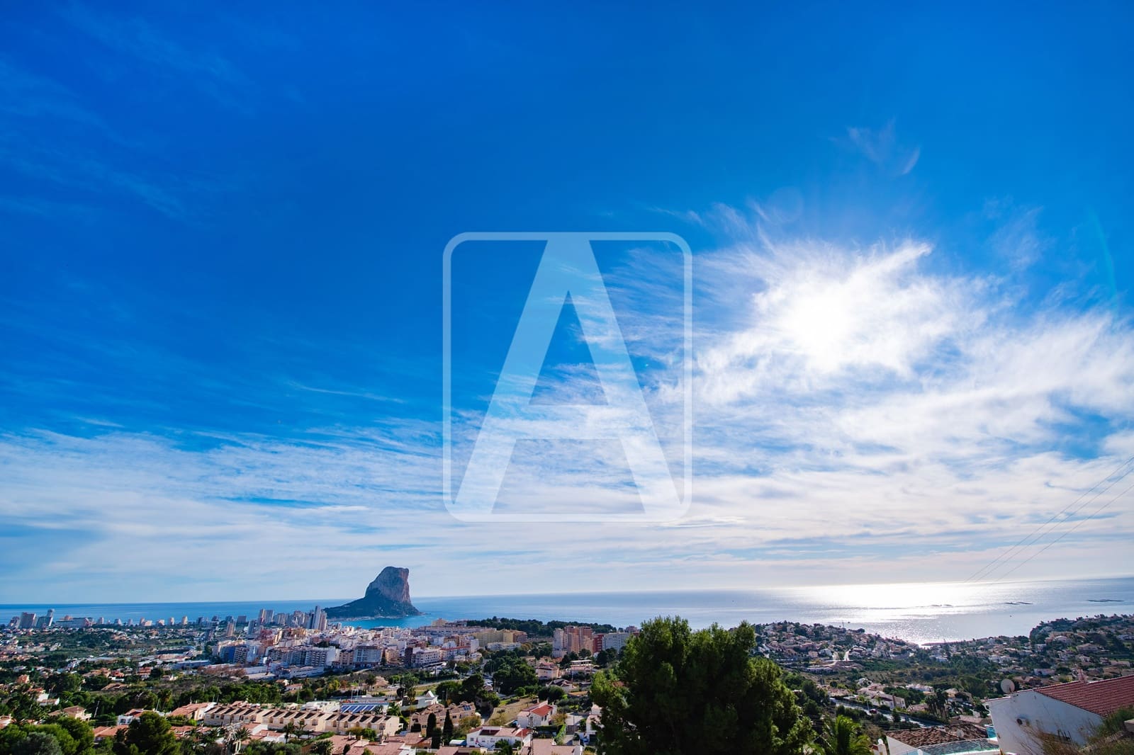 4 bedroom Villa for sale in Calpe / Calp with garage - € 1,850,000 (Ref: 7333274)