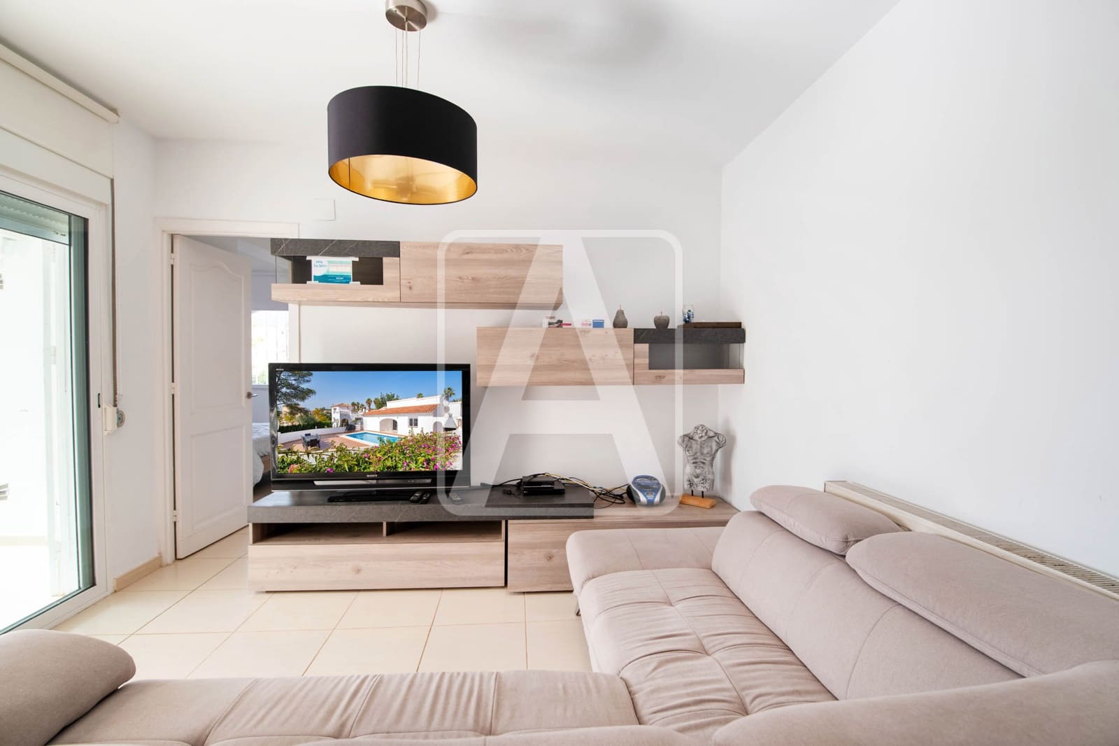 8 bedroom Villa for sale in Calpe / Calp with pool garage - € 950,000 (Ref: 7427727)