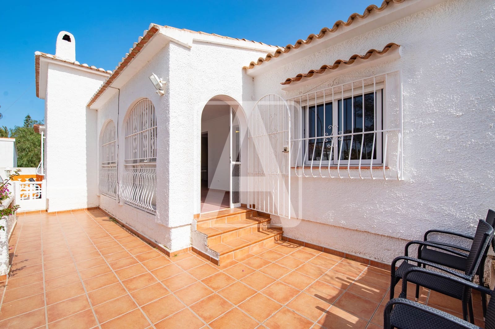 8 bedroom Villa for sale in Calpe / Calp with pool garage - € 950,000 (Ref: 7427727)