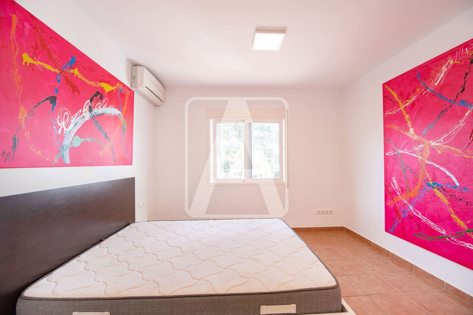 8 bedroom Villa for sale in Calpe / Calp with pool garage - € 950,000 (Ref: 7427727)