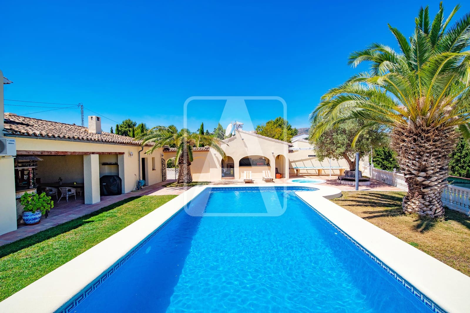 8 camera da letto Finca/Casa di Campagna in vendita in Benissa con piscina garage - 995.000 € (Rif: 7555152)