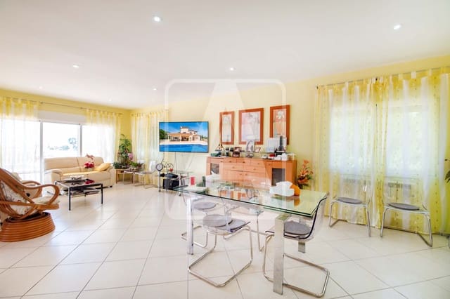 4 soveværelse Villa til salg i Calpe / Calp med swimmingpool garage - € 990.000 (Ref: 7573714)