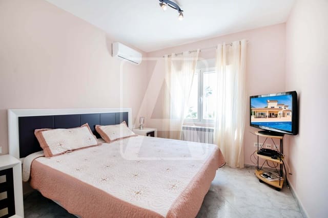 4 soveværelse Villa til salg i Calpe / Calp med swimmingpool garage - € 990.000 (Ref: 7573714)