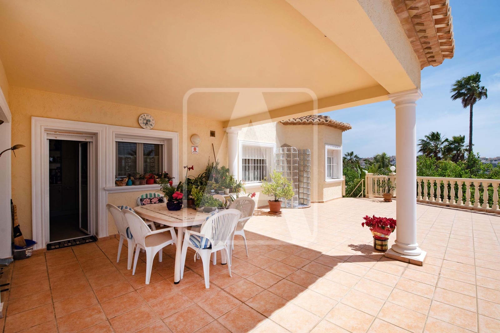 4 bedroom Villa for sale in Calpe / Calp with pool garage - € 990,000 (Ref: 7573714)