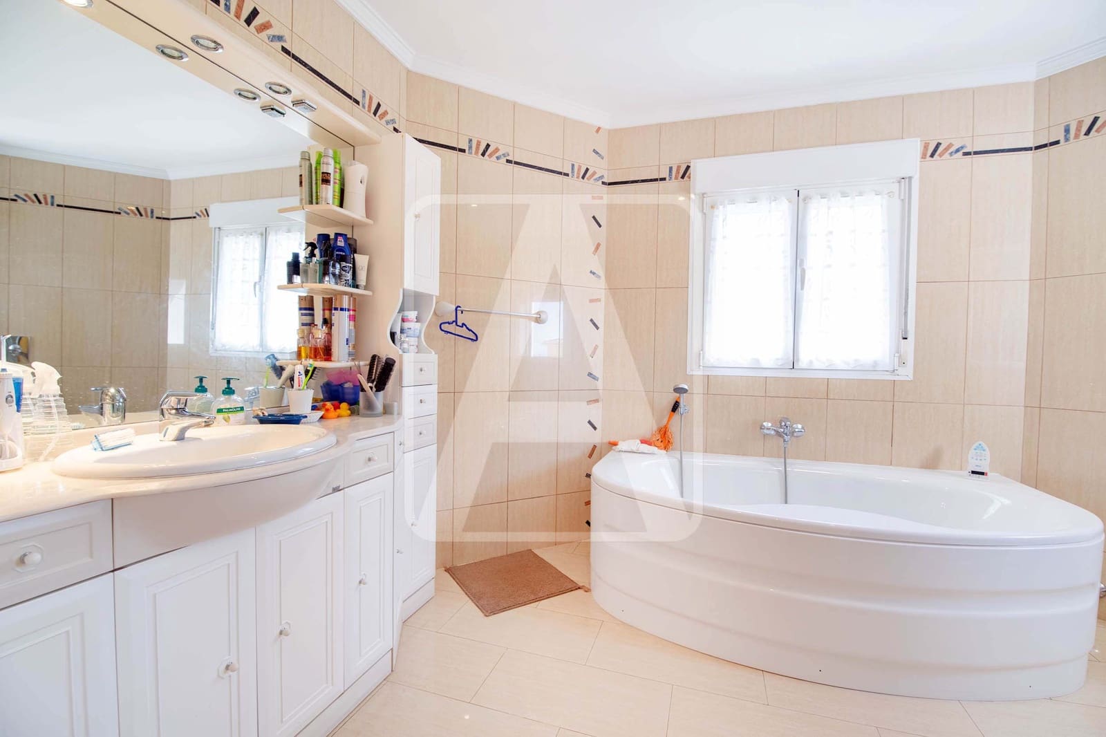 4 bedroom Villa for sale in Calpe / Calp with pool garage - € 990,000 (Ref: 7573714)