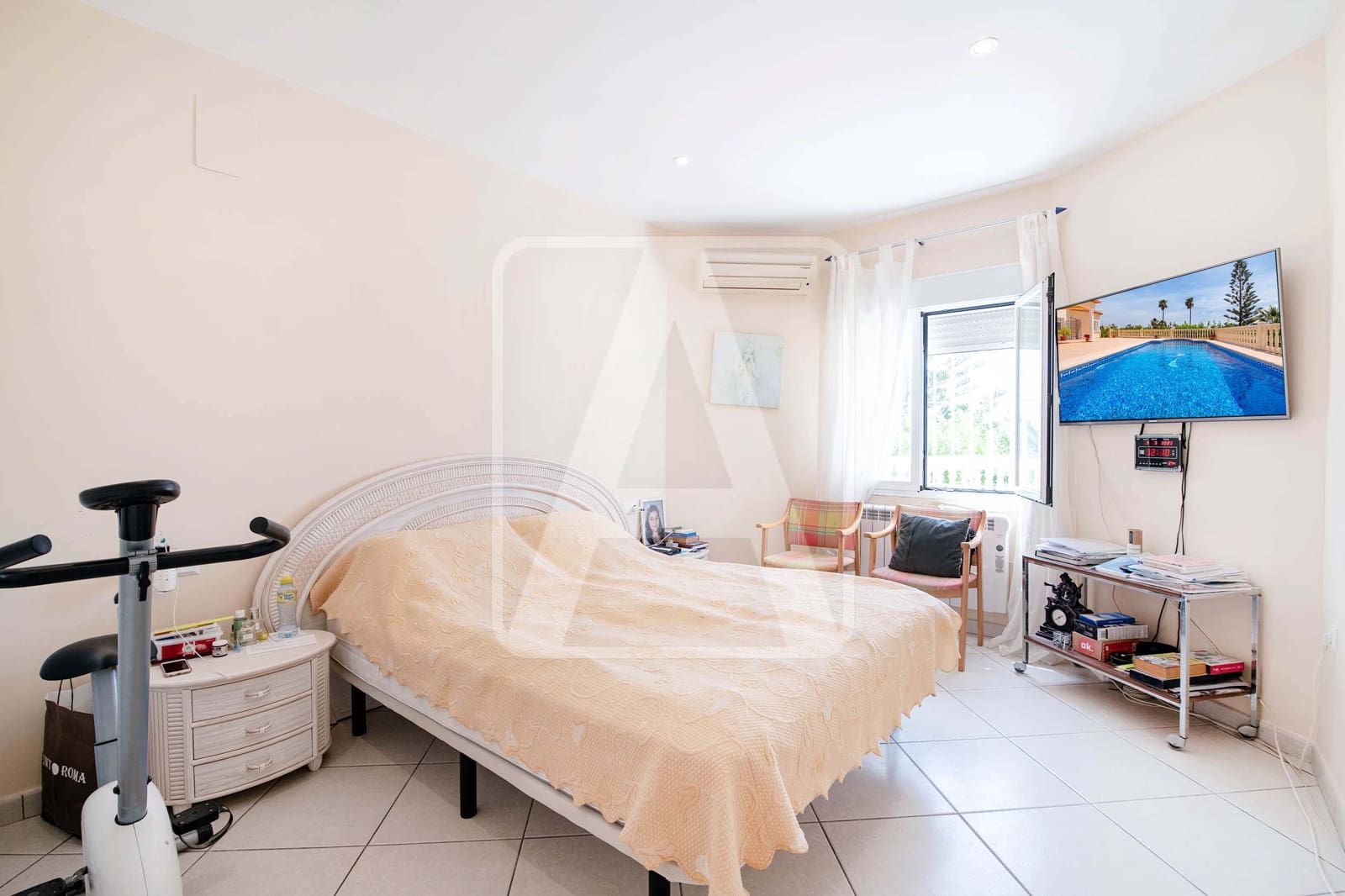 4 bedroom Villa for sale in Calpe / Calp with pool garage - € 990,000 (Ref: 7573714)