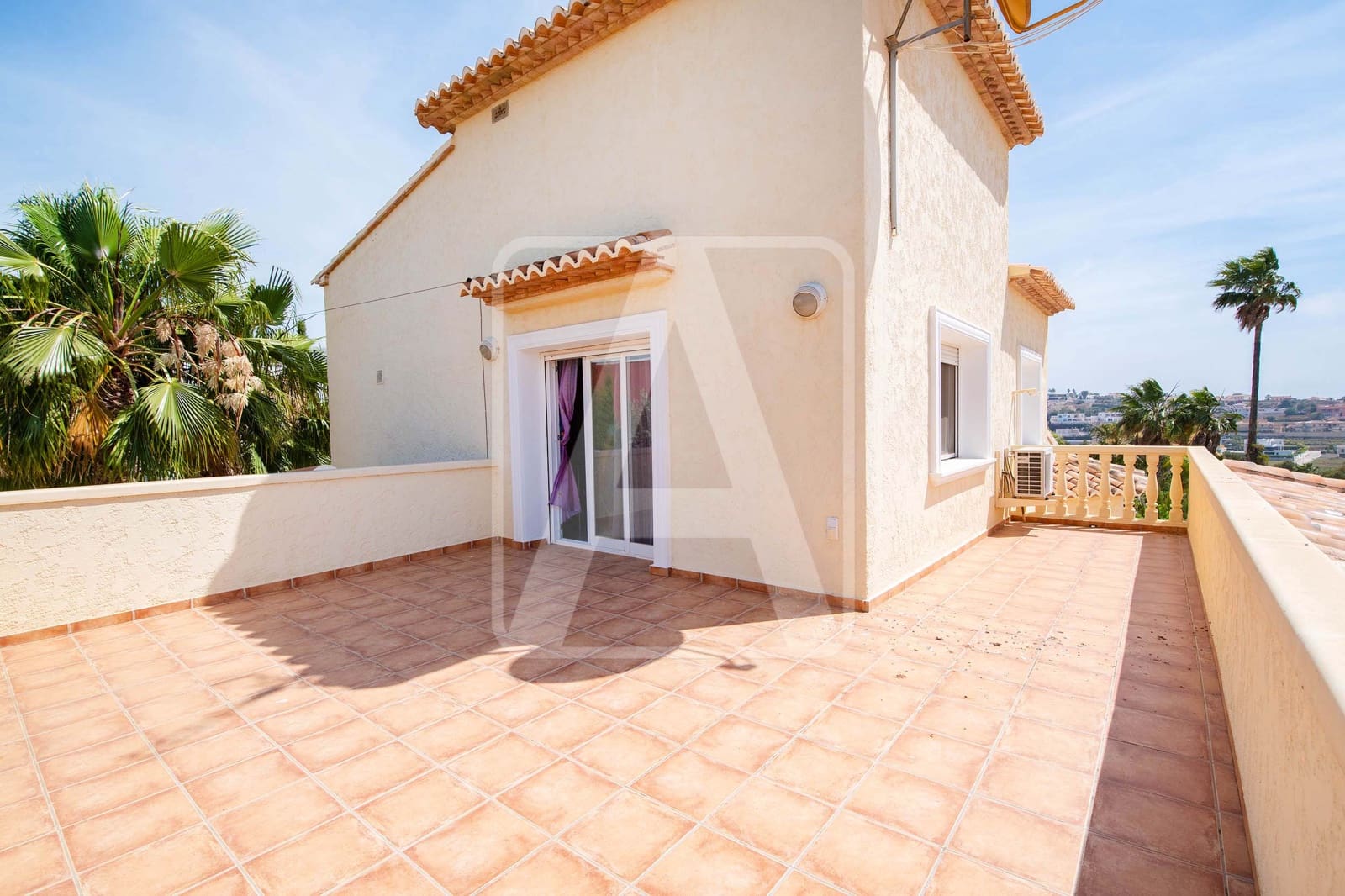4 bedroom Villa for sale in Calpe / Calp with pool garage - € 990,000 (Ref: 7573714)