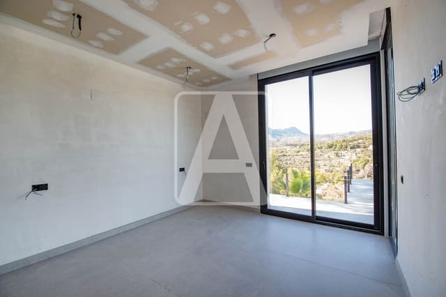 Chalet de 3 habitaciones en Calpe / Calp en venta con piscina garaje - 1.135.000 € (Ref: 7602518)