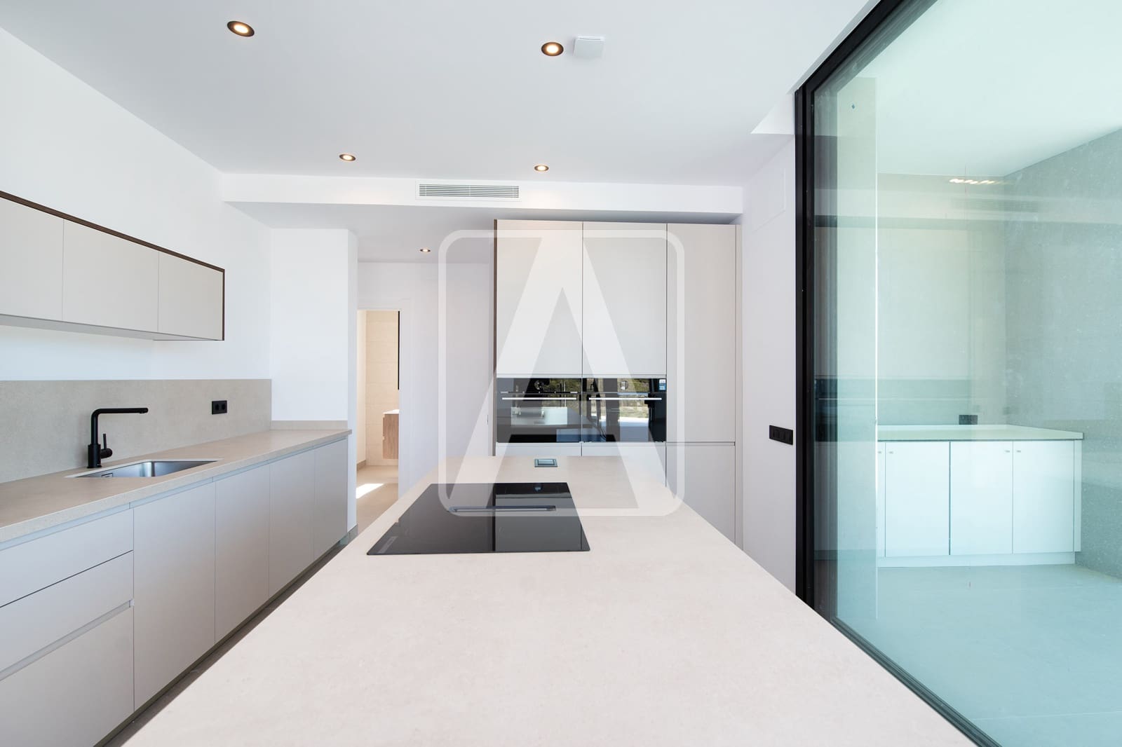 3 soverom Villa til salgs i Calpe / Calp med svømmebasseng garasje - € 1 135 000 (Ref: 7602518)