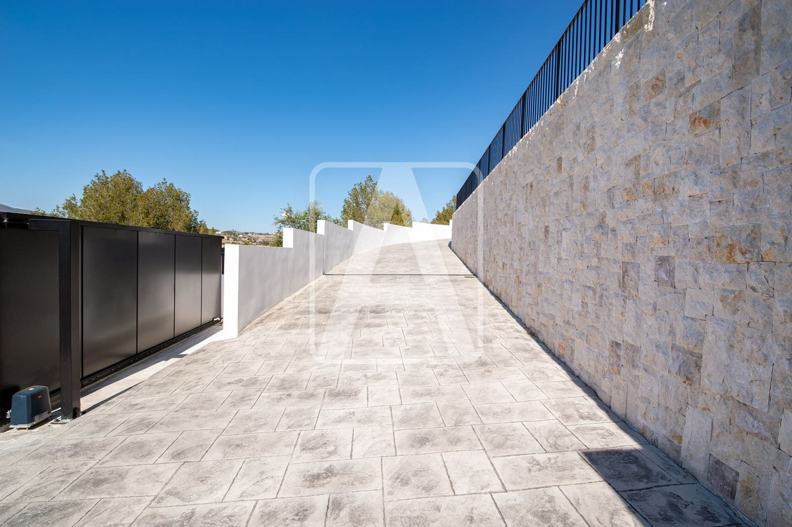 3 soverom Villa til salgs i Calpe / Calp med svømmebasseng garasje - € 1 135 000 (Ref: 7602518)