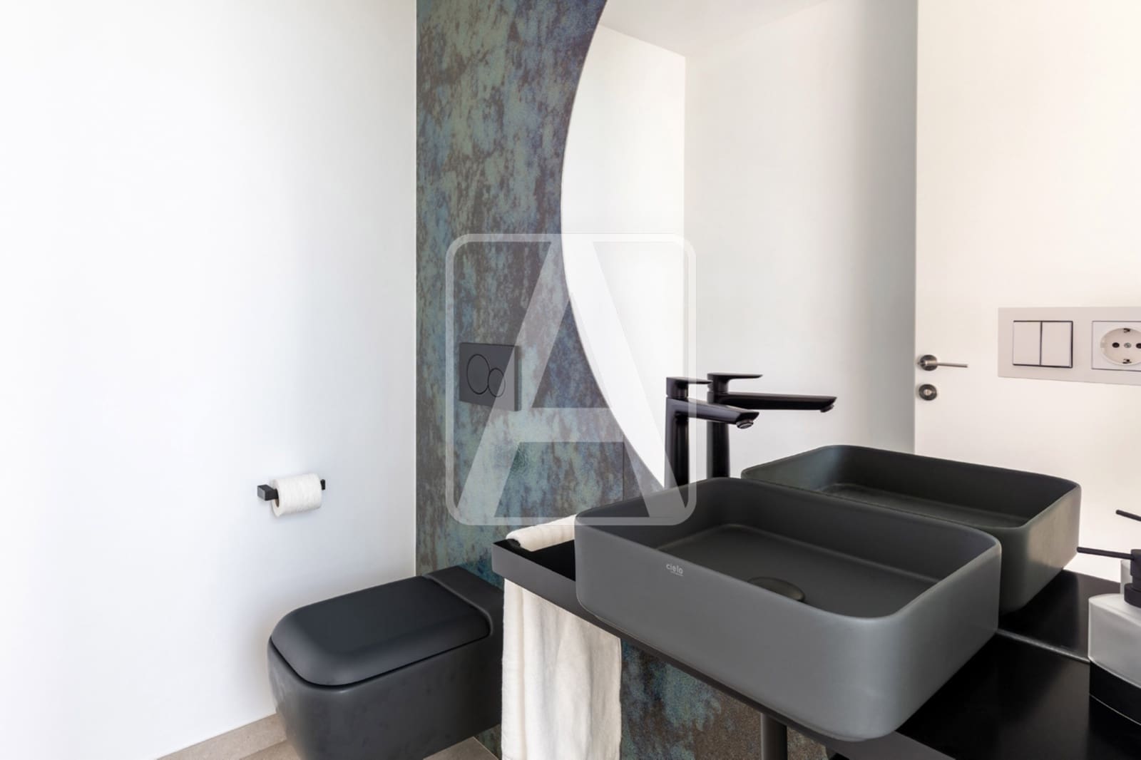 3 bedroom Villa for sale in Altea with pool garage - € 2,257,500 (Ref: 7651925)