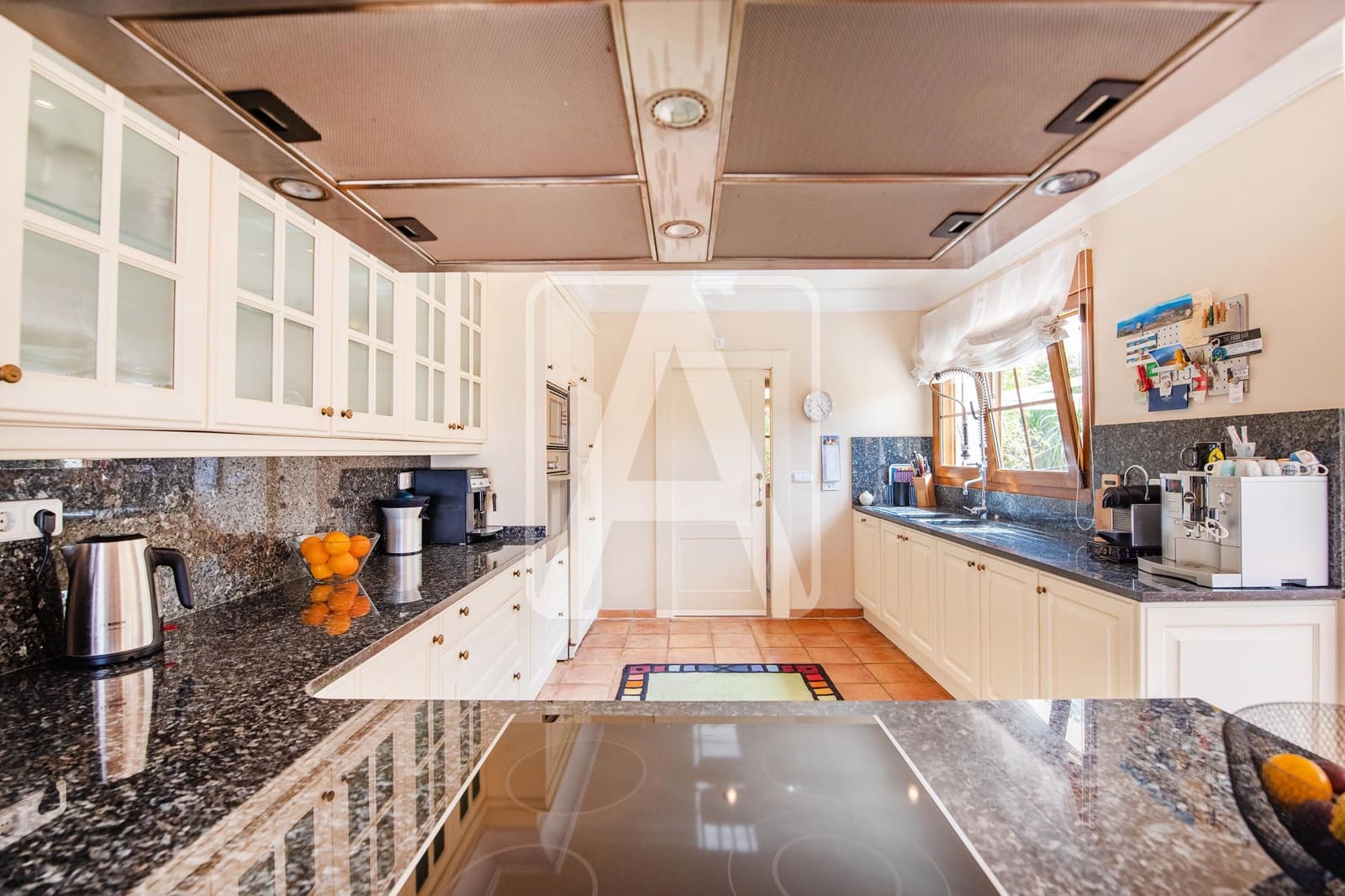 3 bedroom Villa for sale in Benissa with pool garage - € 1,150,000 (Ref: 7698442)