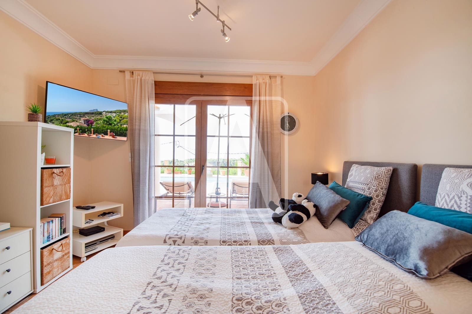 3 bedroom Villa for sale in Benissa with pool garage - € 1,150,000 (Ref: 7698442)