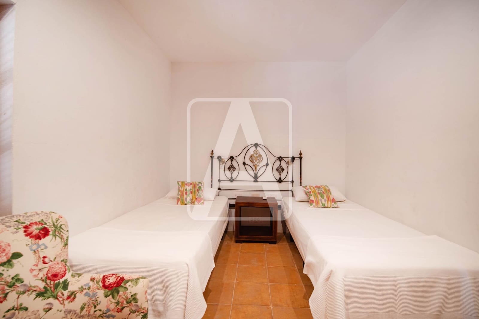 5 bedroom Villa for sale in Moraira with pool garage - € 2,750,000 (Ref: 7737045)