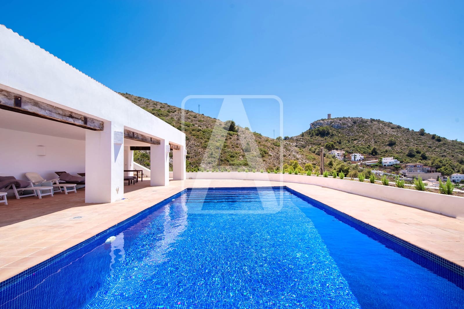 5 bedroom Villa for sale in Moraira with pool garage - € 2,750,000 (Ref: 7737045)