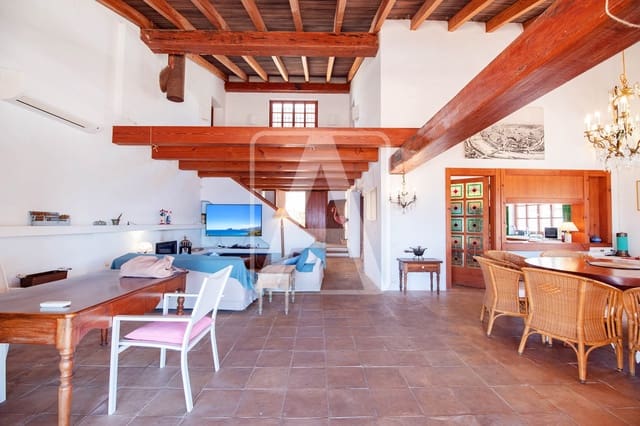 5 bedroom Villa for sale in Moraira, Teulada-Moraira with pool garage - € 2,750,000 (Ref: 7737045)