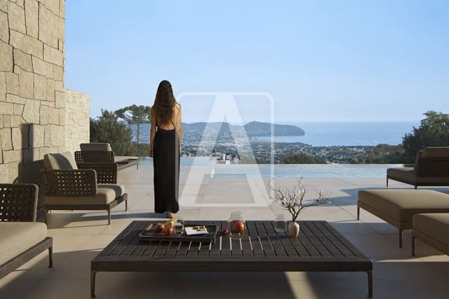 4 bedroom Villa for sale in Moraira, Teulada-Moraira with pool garage - € 3,500,000 (Ref: 7819988)