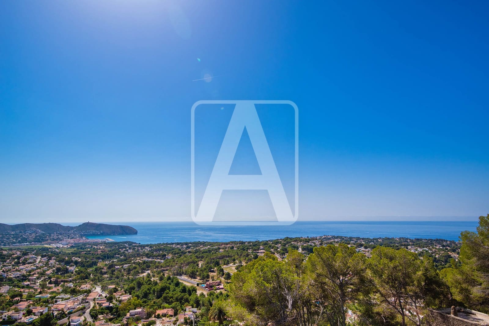Chalet de 4 habitaciones en Moraira en venta con piscina garaje - 3.950.000 € (Ref: 7819988)