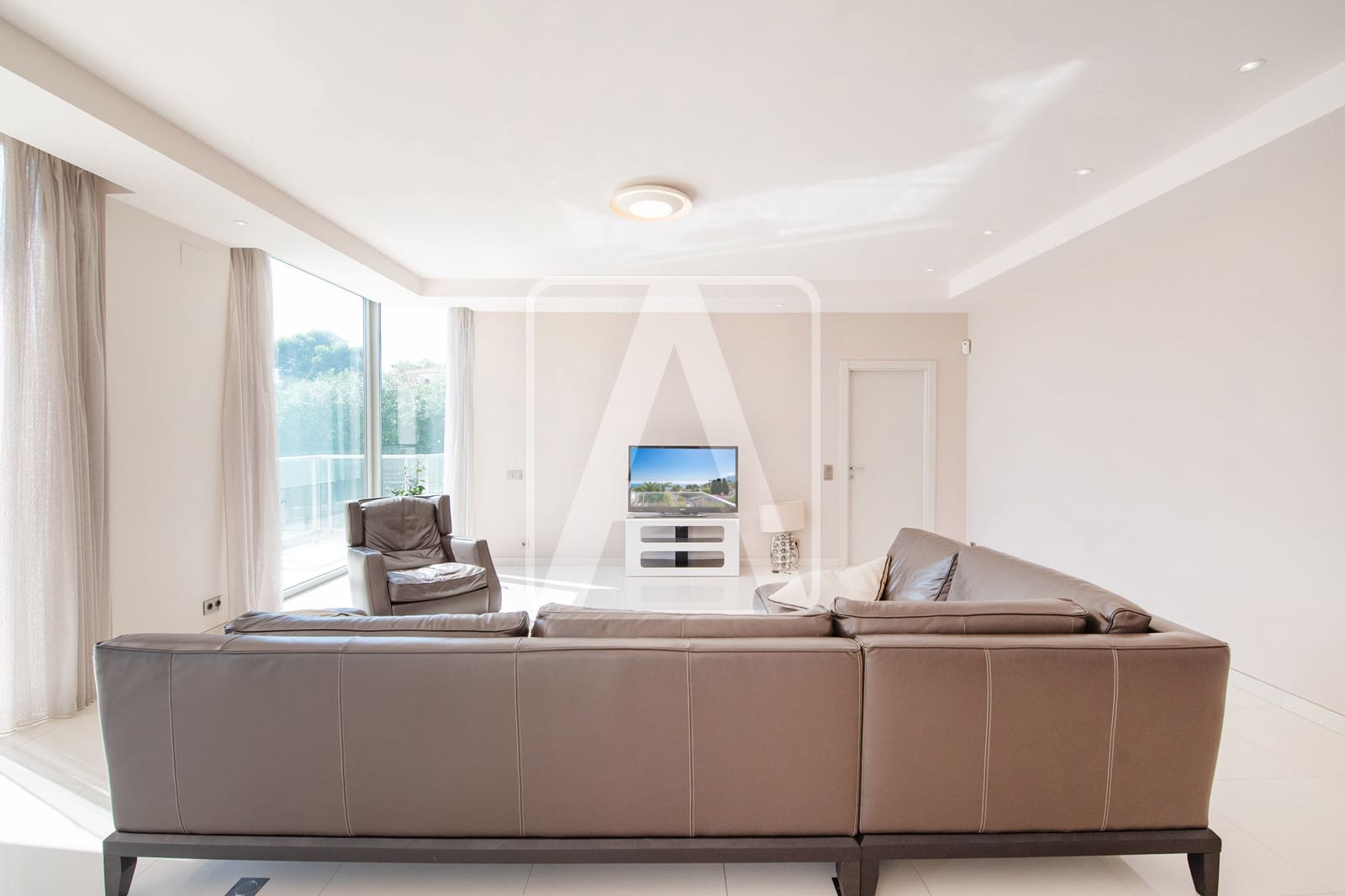 5 quarto Moradia para venda em Calpe / Calp com piscina garagem - 1 980 000 € (Ref: 7847554)