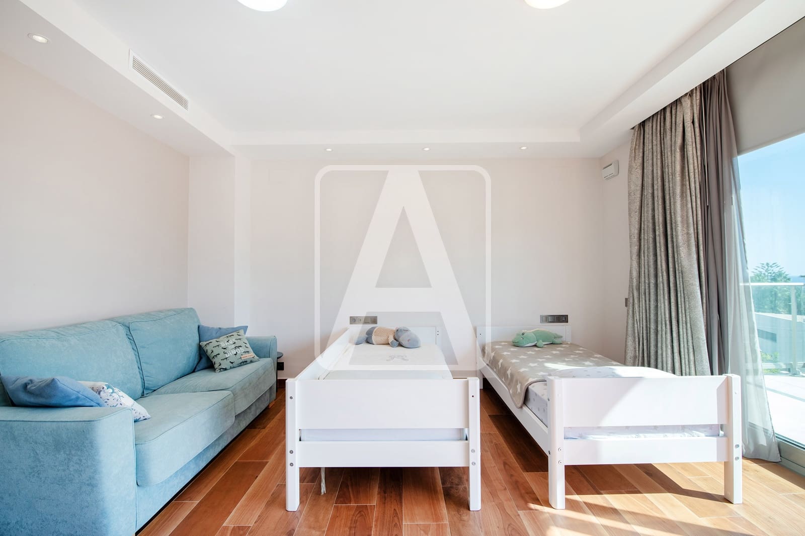 5 quarto Moradia para venda em Calpe / Calp com piscina garagem - 1 980 000 € (Ref: 7847554)