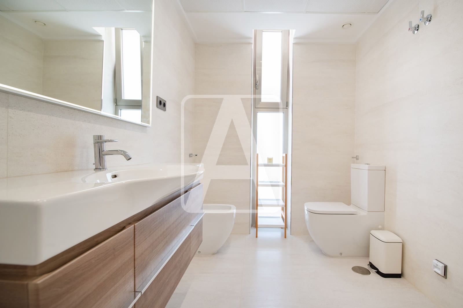 5 quarto Moradia para venda em Calpe / Calp com piscina garagem - 1 980 000 € (Ref: 7847554)