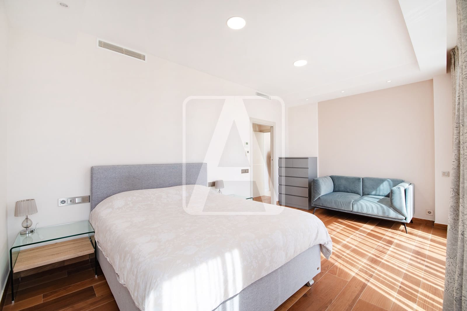 5 quarto Moradia para venda em Calpe / Calp com piscina garagem - 1 980 000 € (Ref: 7847554)