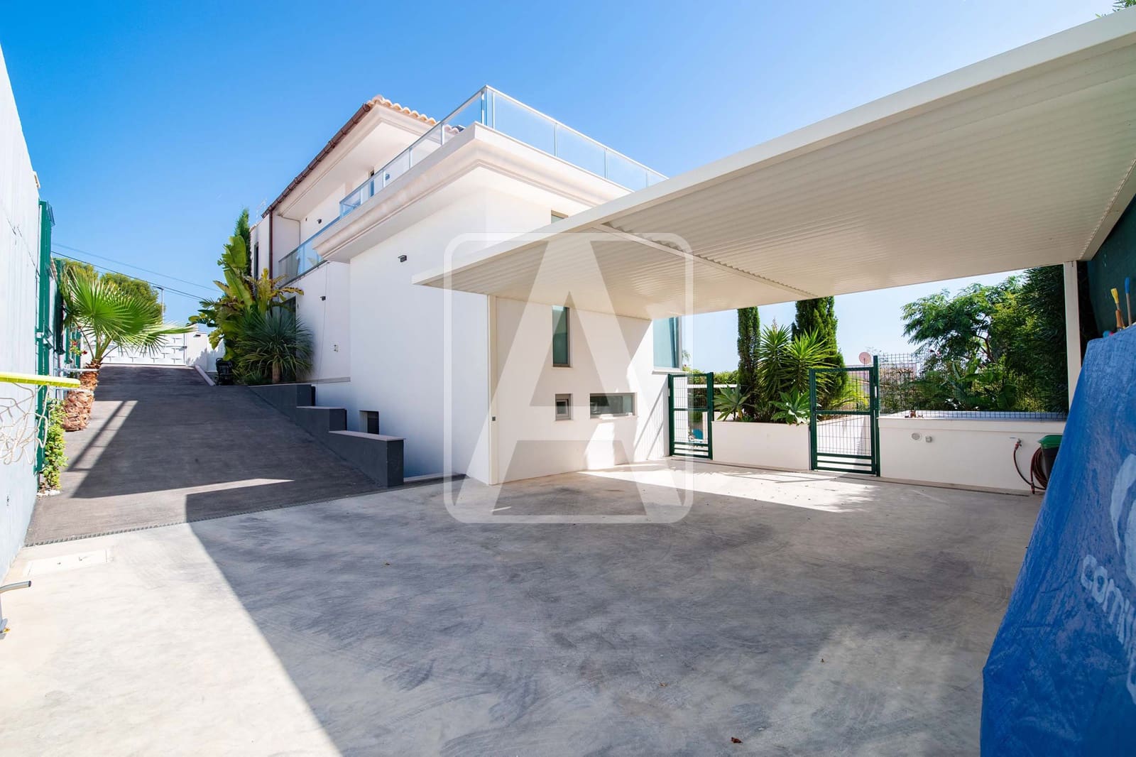 5 quarto Moradia para venda em Calpe / Calp com piscina garagem - 1 980 000 € (Ref: 7847554)