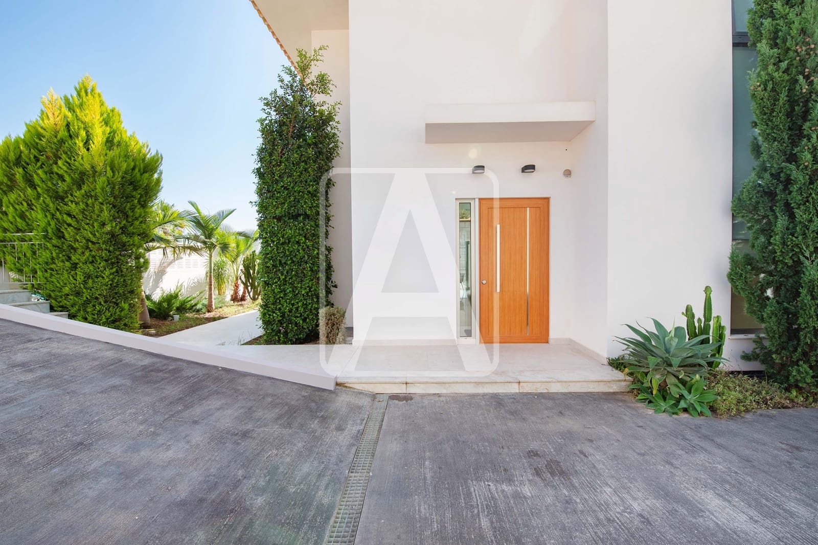 5 quarto Moradia para venda em Calpe / Calp com piscina garagem - 1 980 000 € (Ref: 7847554)